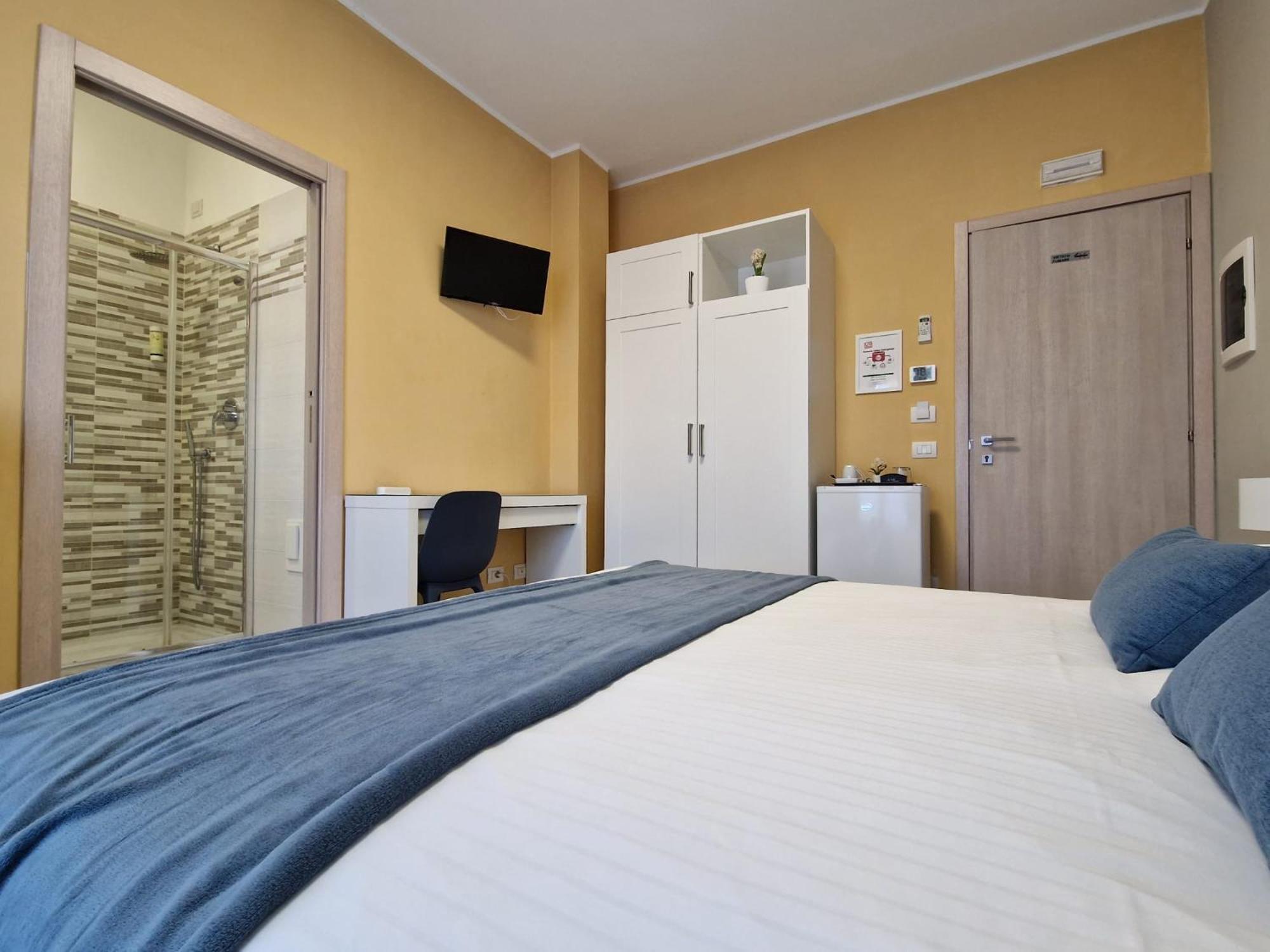 Отель Bgy Airport House Грассоббьо Номер фото